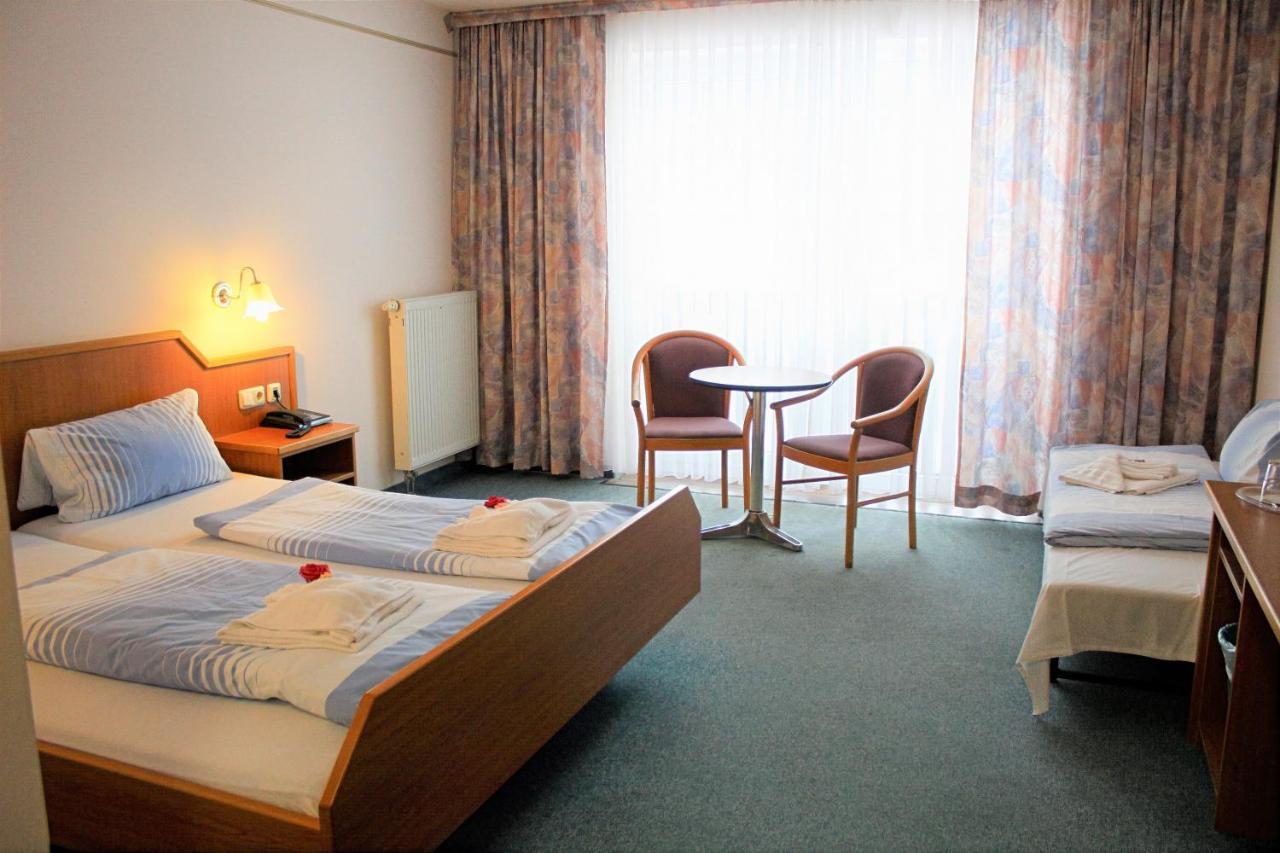 Waldhotel Feldbachtal Neuhaus am Rennweg Exteriér fotografie