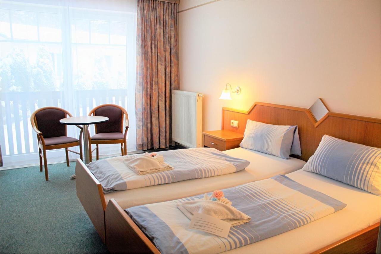 Waldhotel Feldbachtal Neuhaus am Rennweg Exteriér fotografie